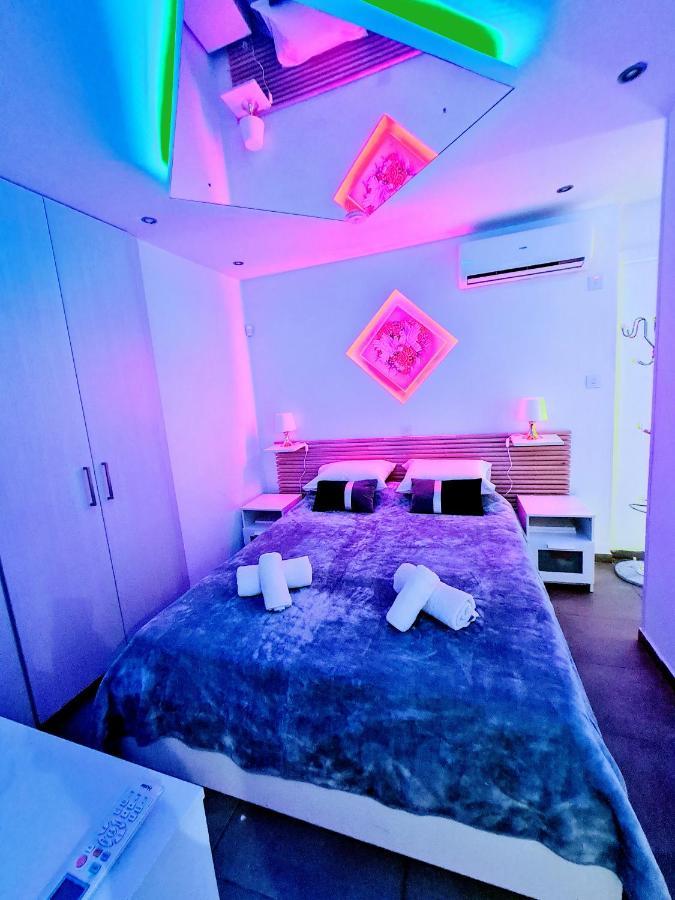 איה נאפה Hidden Lights Deluxe Apartment מראה חיצוני תמונה
