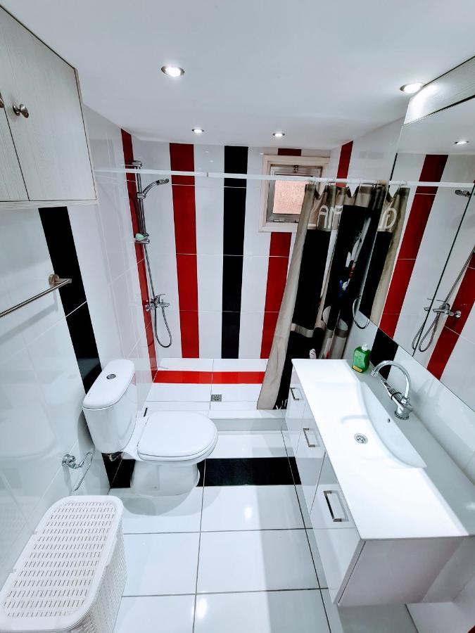 איה נאפה Hidden Lights Deluxe Apartment מראה חיצוני תמונה