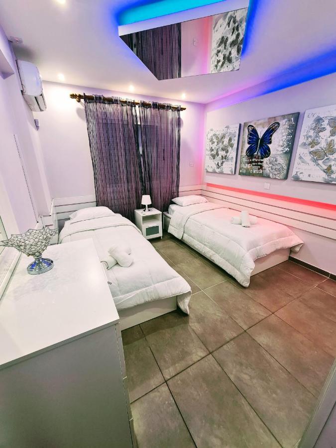 איה נאפה Hidden Lights Deluxe Apartment מראה חיצוני תמונה