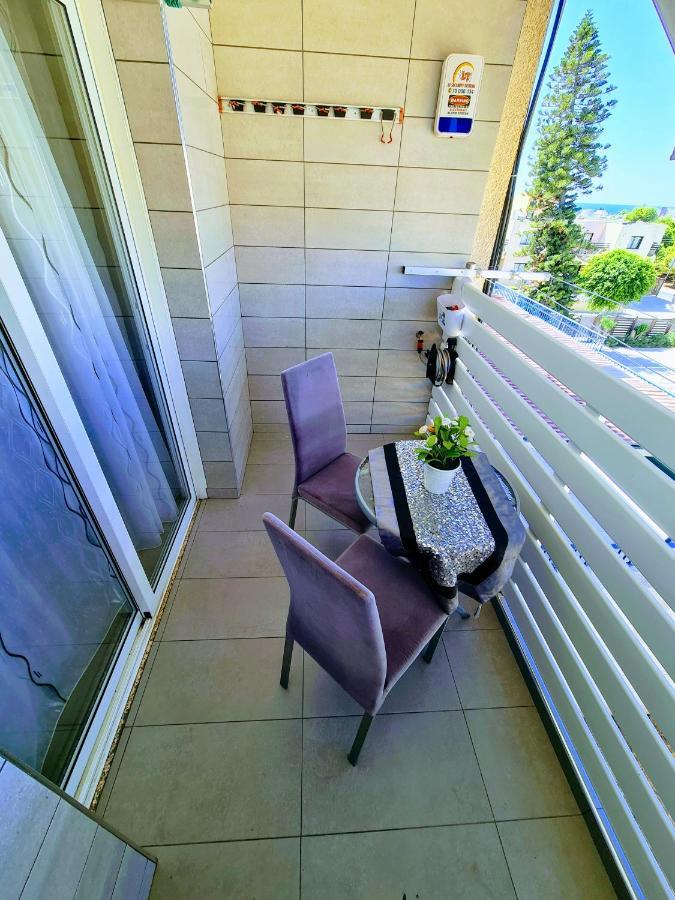 איה נאפה Hidden Lights Deluxe Apartment מראה חיצוני תמונה